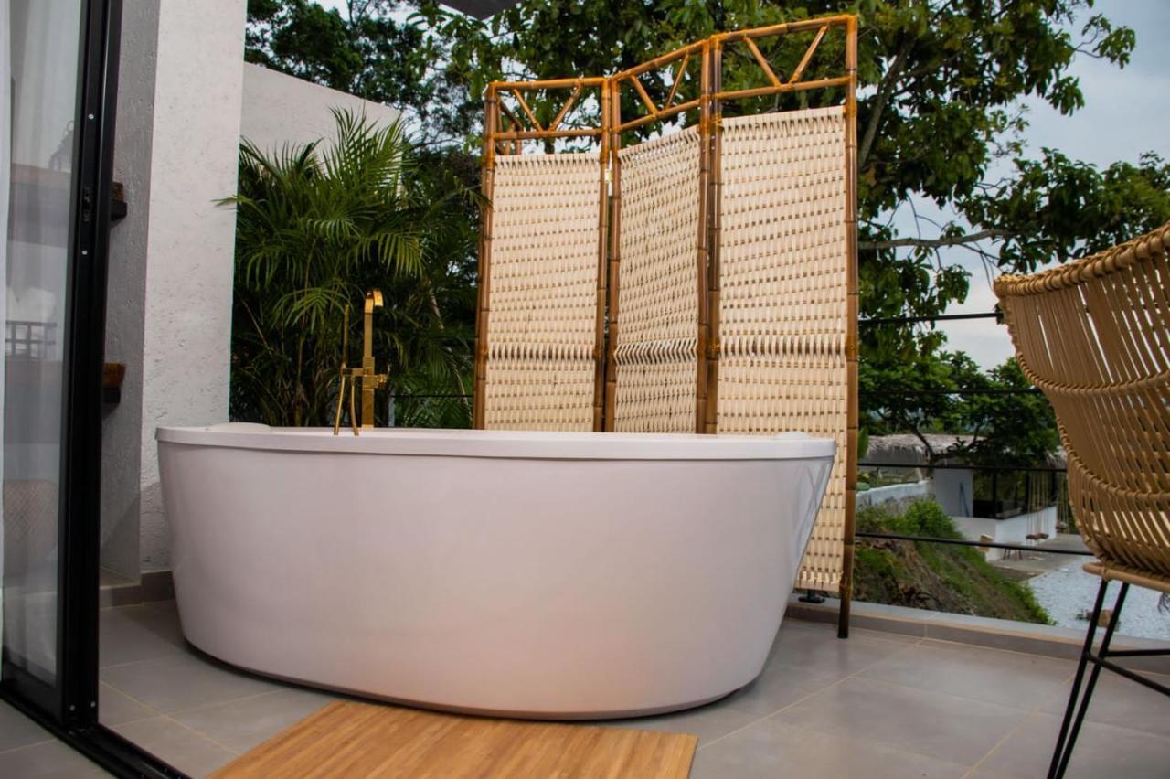 Santuario Luxury Eco Hotel 比列塔 外观 照片
